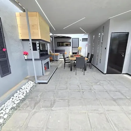 Holiday home Seashell Tiny House Nea Kallikrateia