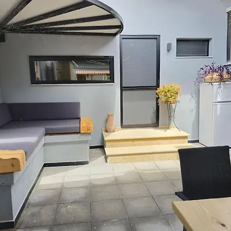 Seashell Tiny House * Nea Kallikrateia