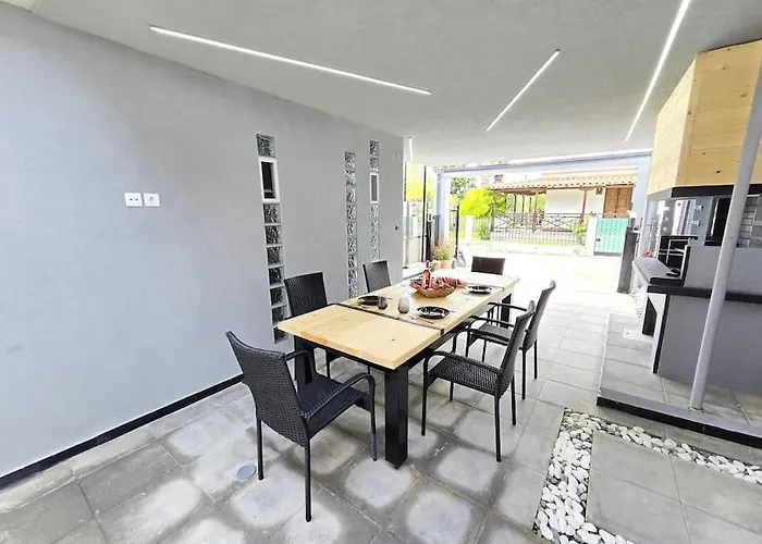 Seashell Tiny House * Nea Kallikrateia