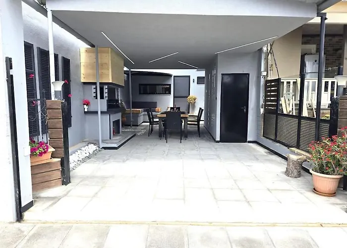 Seashell Tiny House *