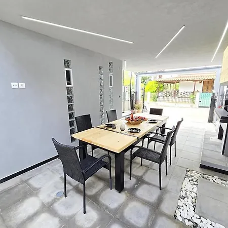 Seashell Tiny House * Nea Kallikrateia